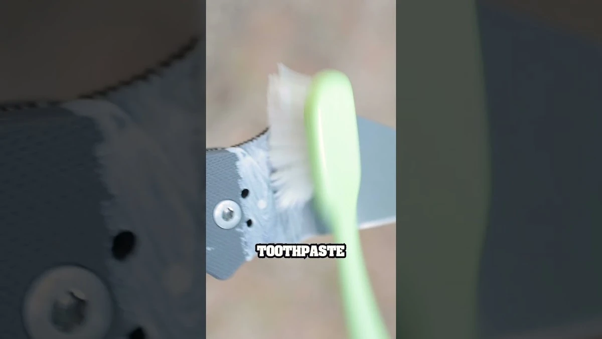 Tandpasta op je koppelingen? De oude truc die roest in seconden wegpoetst