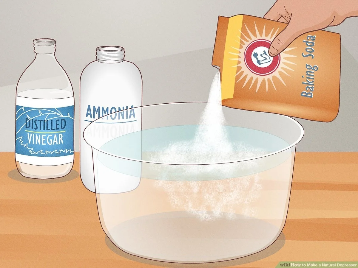 Zout en koffieprut tegen vetspetters: de combinatie die bakt schoon - image 2