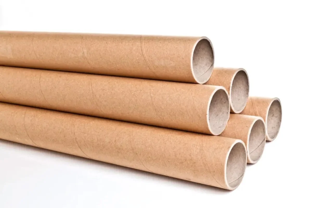 Kartonnen rol onder je bed: dit truc die bouwvakkers al 30 jaar gebruiken