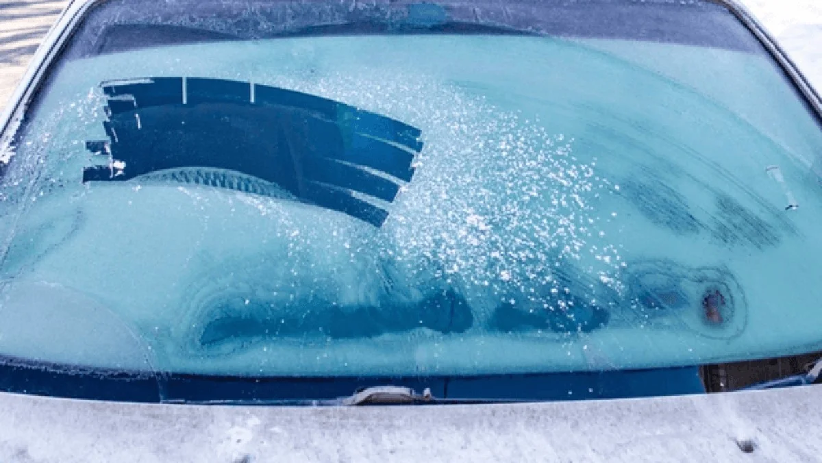 WD-40 op je ramen: het wintergeheim dat fabrikanten verzwijgen