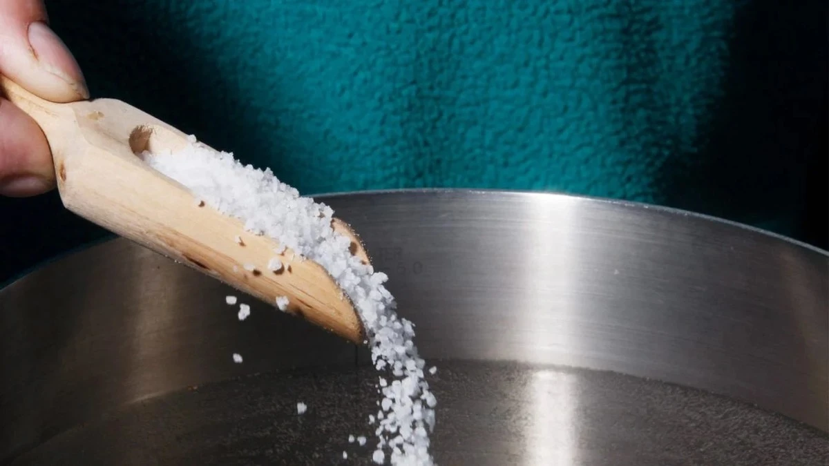 Zoutwater in je afvoer: waarom loodgieters dit elke week doen - image 2