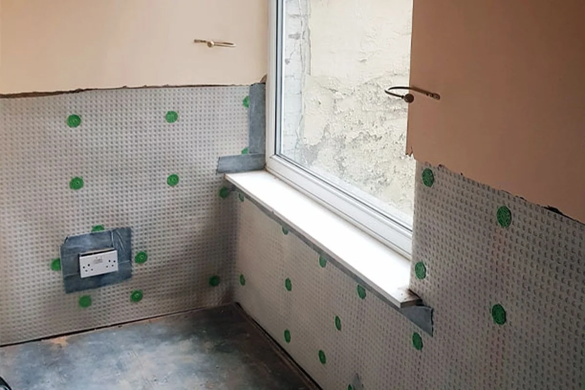 Zoutspray achter je gordijnen? Waarom huiseigenaren dit geheim houden - image 1