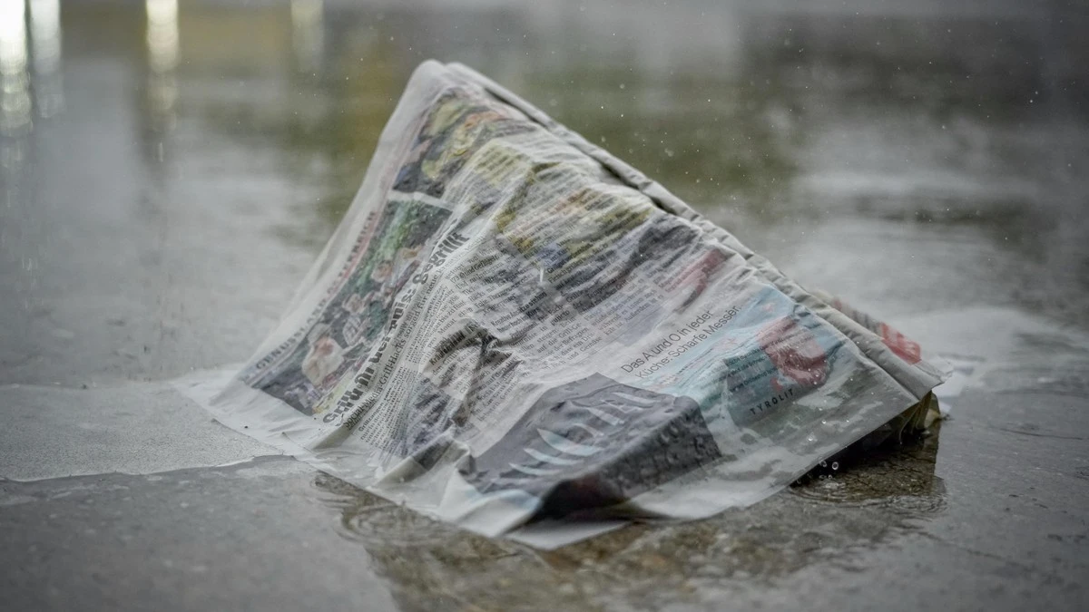 Oude kranten onder je matrас: het vochtgeheim dat hotels kennen