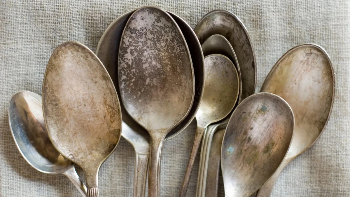 Tandpasta op je koppelingen: waarom dit zilver glimmend maakt zonder polijstmiddel - image 2