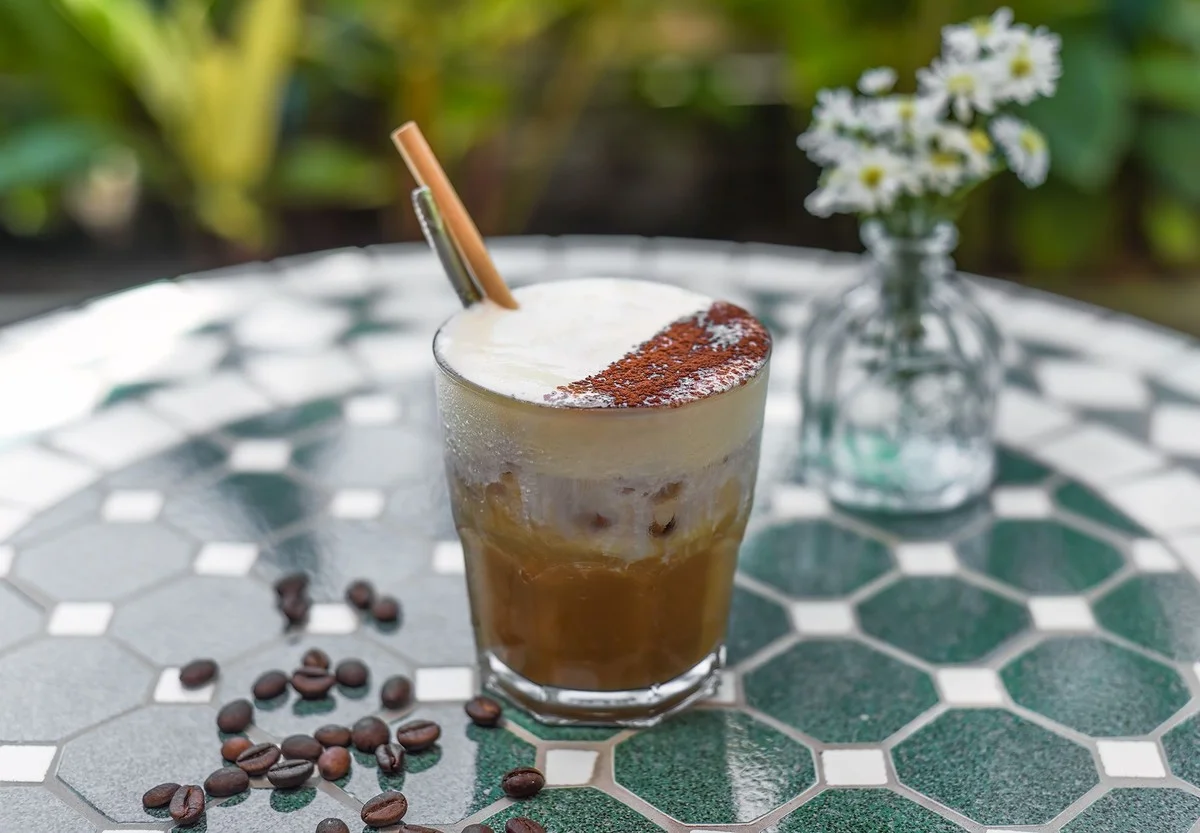 Zout in je koffiefilter: waarom professionele barista's dit altijd doen