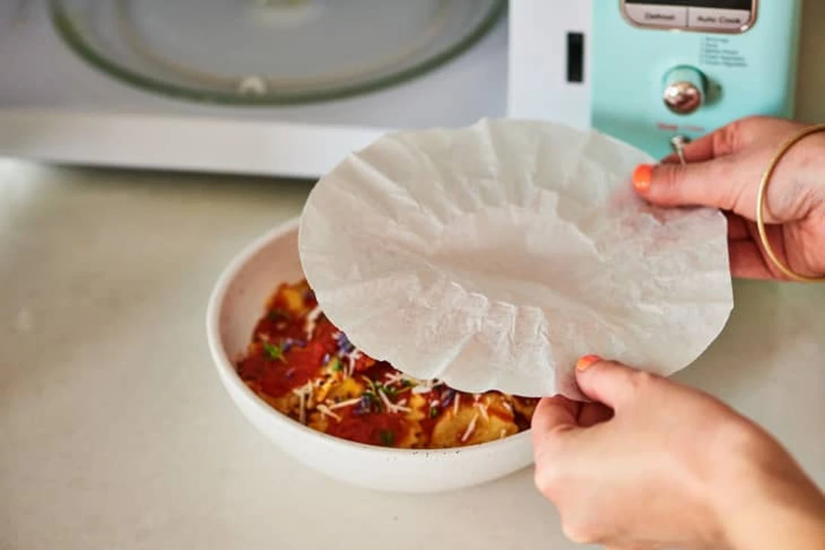 Koffiefilters als stofvanger: waarom je magnetron daar beter mee werkt