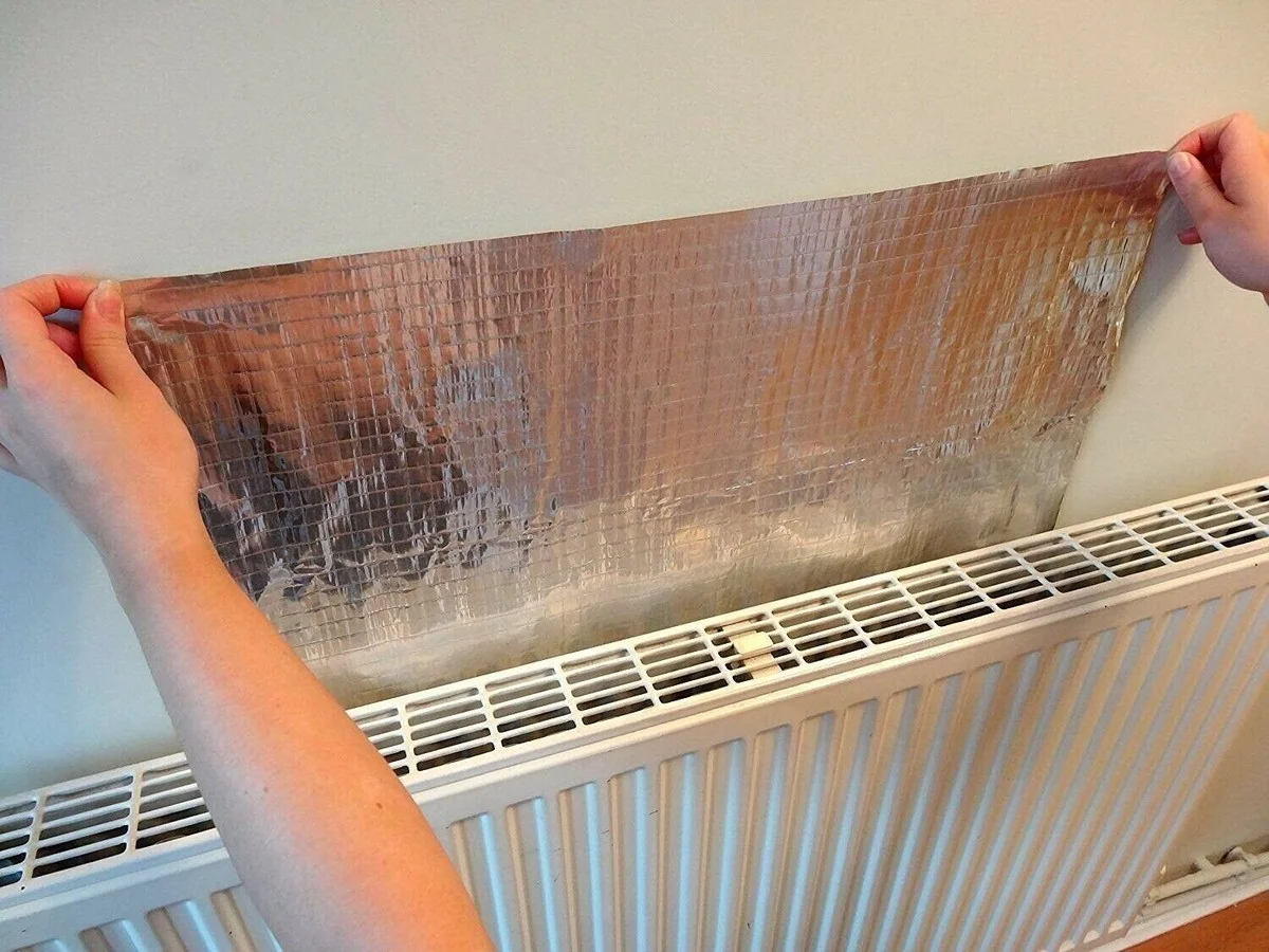 Aluminiumfolie achter de radiator? Waarom dit je verwarmingsrekening met 30% verlaagt - image 1