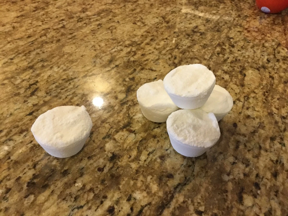 Bruisende tabletten in je toilet: waarom loodgieters dit elke maand doen - image 1