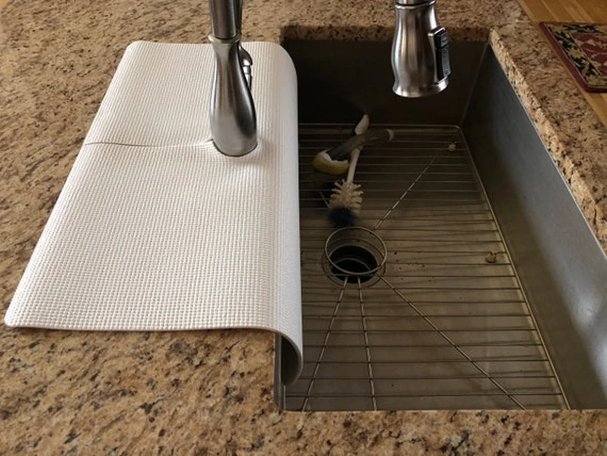 Een elastiekje om je kraan: hoe je water voorkomt op je wasbak - image 2