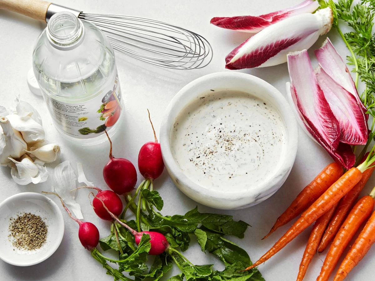 Dit is waarom chefs altijd witte azijn in kokend water doen