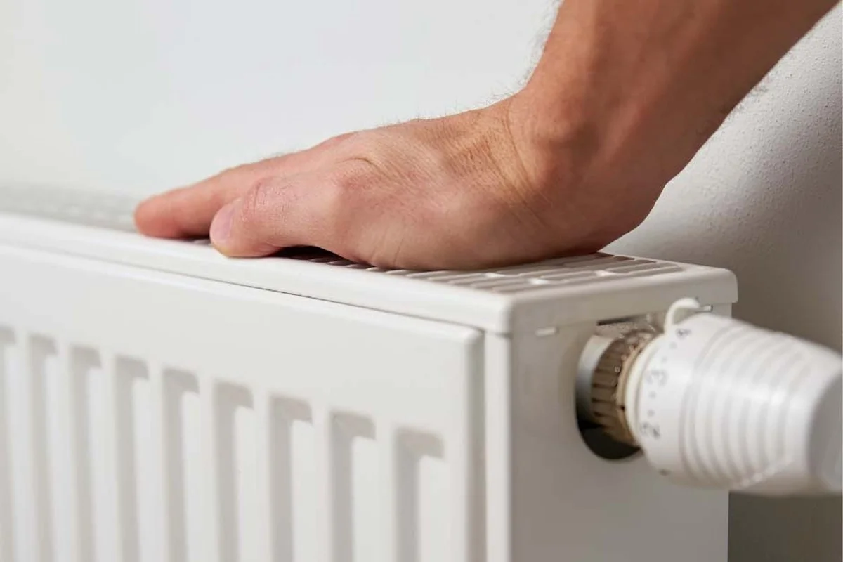 Aluminiumfolie achter de radiator: waarom dit je verwarmingsrekening met 30% verlaagt - image 2
