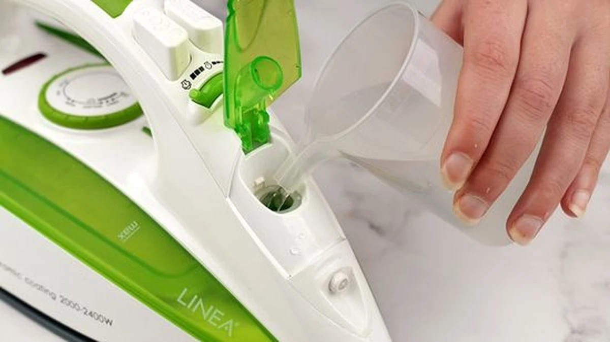 Druppels azijn in je strijkijzer: waarom het rost zo snel verdwijnt - image 2