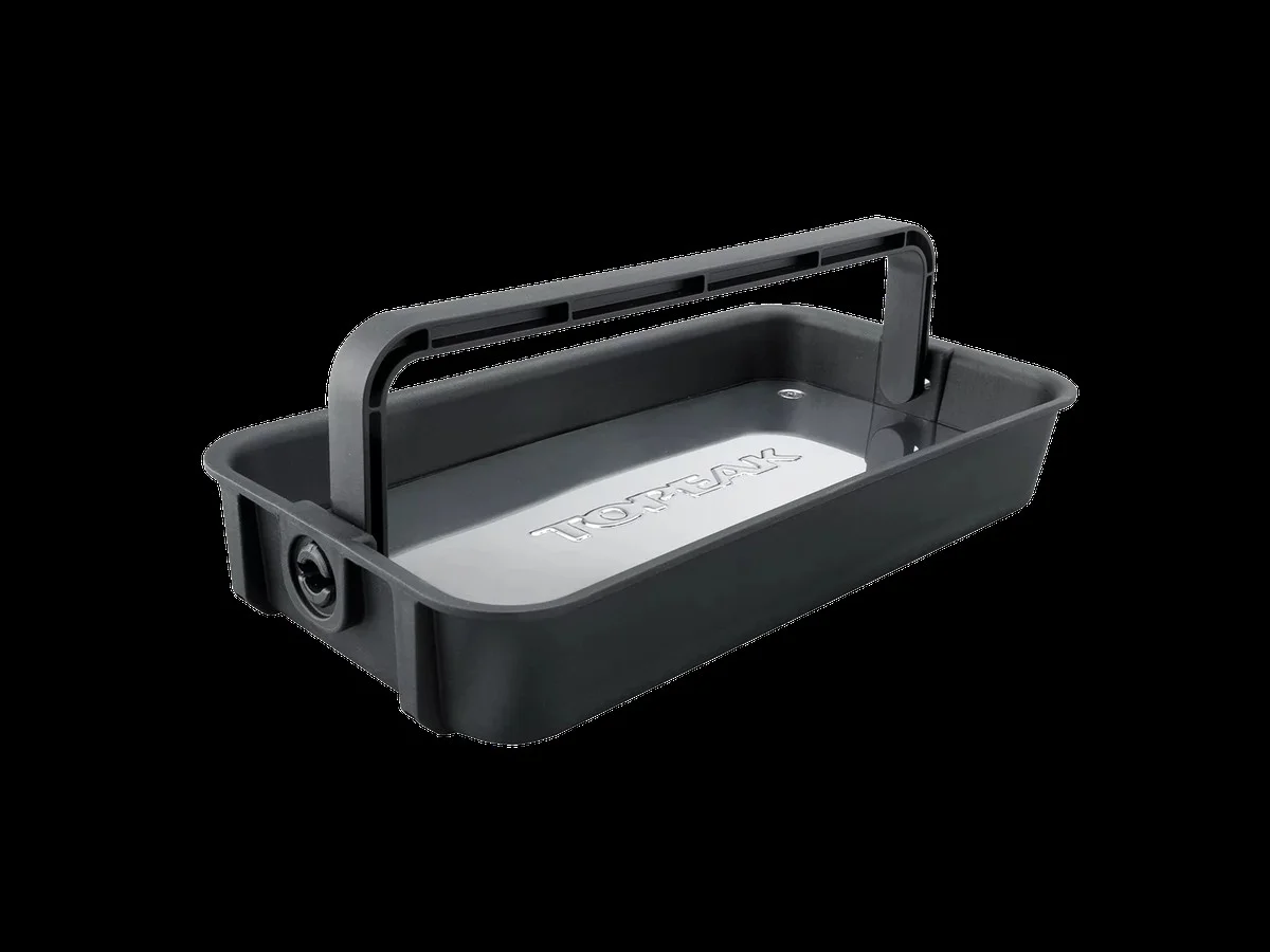 Magneten op je spoelbak: hoe je nooit meer een schroefje kwijtraakt