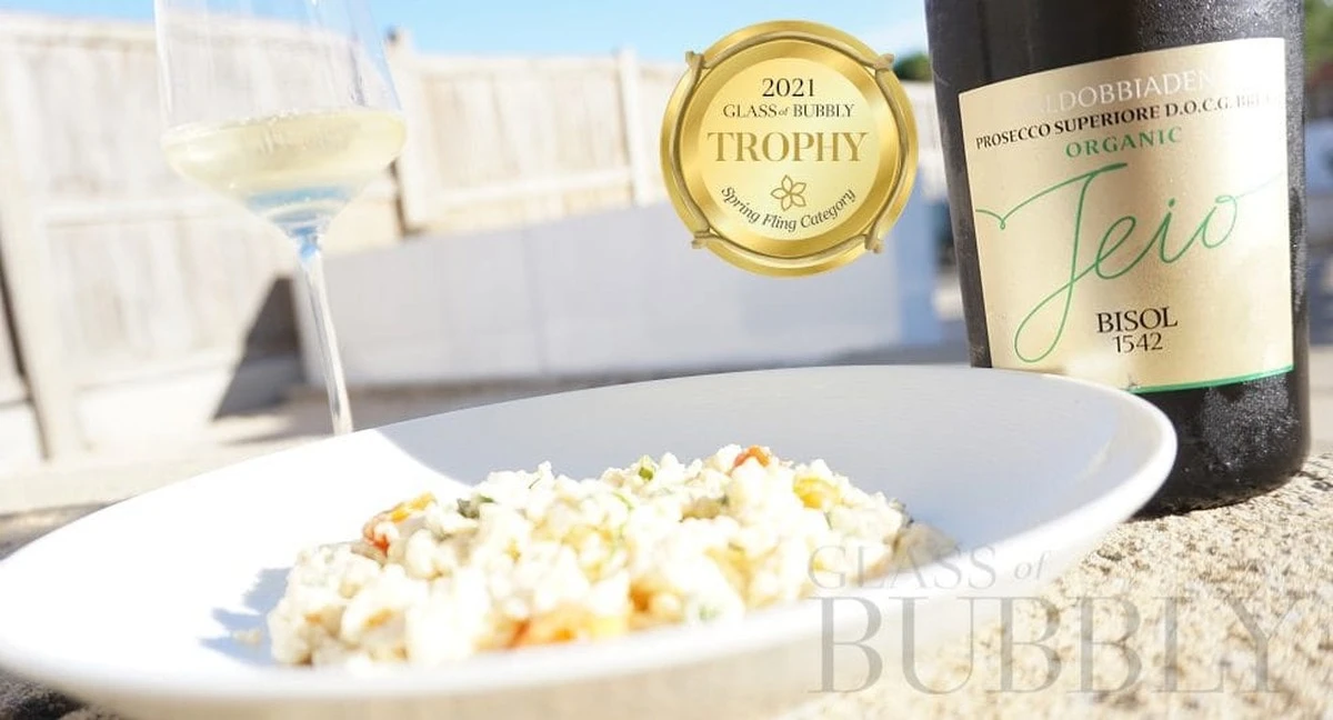 Waarom topkoks altijd witte wijn bij het koken van eieren toevoegen - image 1