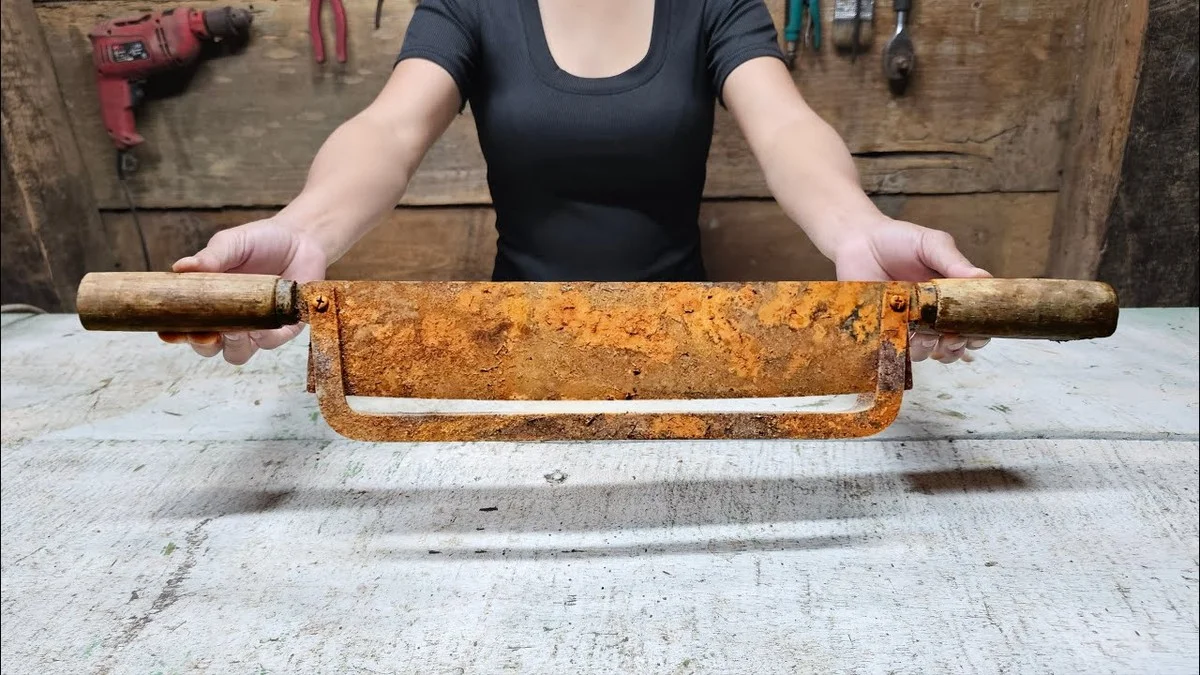 Bananenschil tegen roest: het biologische trucje dat timmerlieden kennen - image 2