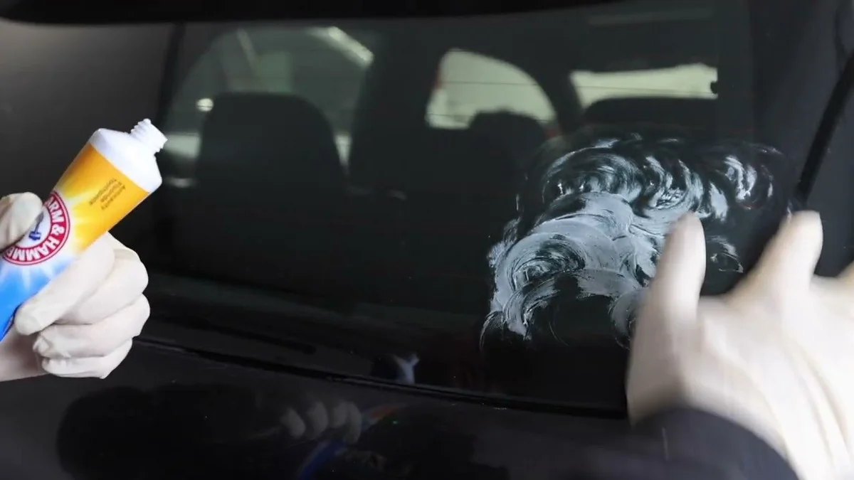 Tandpasta op je ramen: waarom ruitenwissers dit al jaren doen