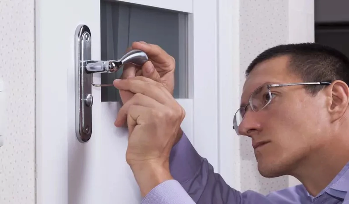 Een potlood in je slot: waarom het roest verwijdert zonder chemicaliën - image 2