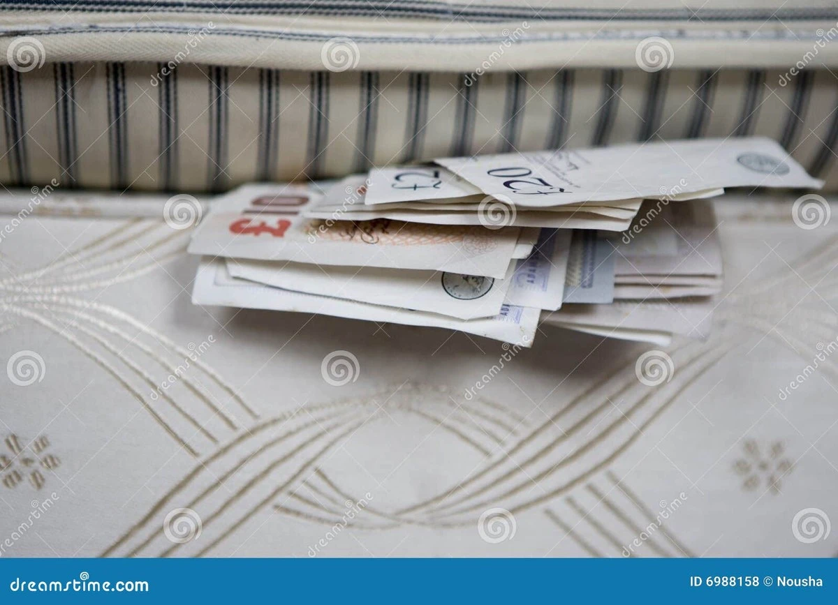 Kranten onder je matrassen: de vervangen truc tegen vocht die tientallen euro's scheelt